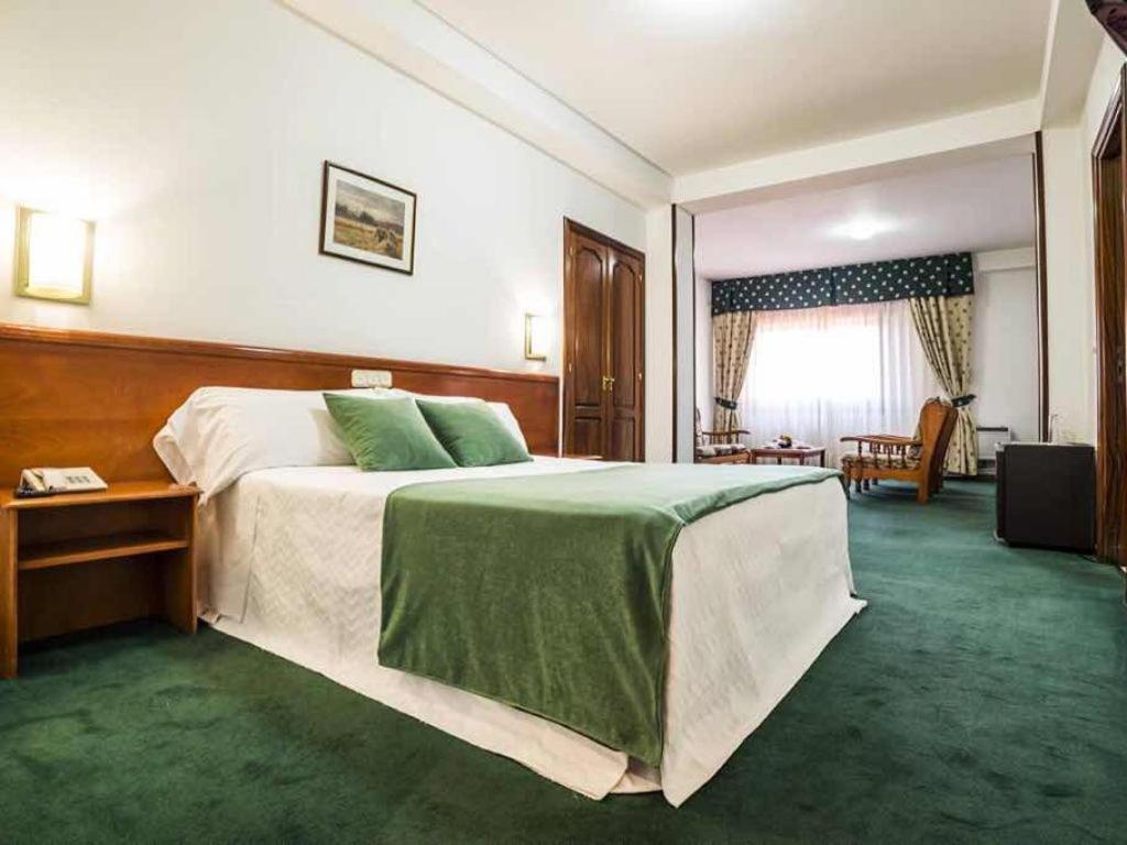 Hotel Scala Padron Luaran gambar
